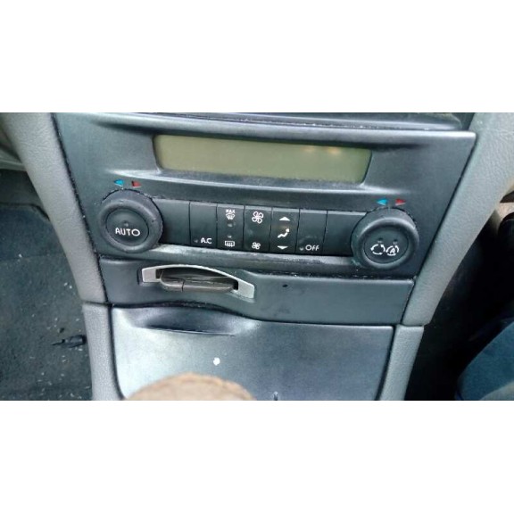 renault laguna ii (bg0) del año 2001