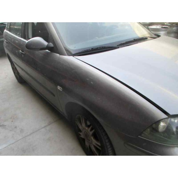 seat ibiza (6l1) del año 2003