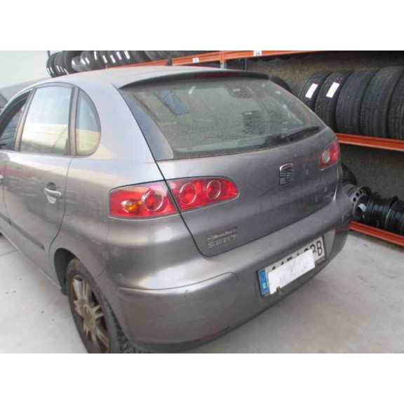 seat ibiza (6l1) del año 2003