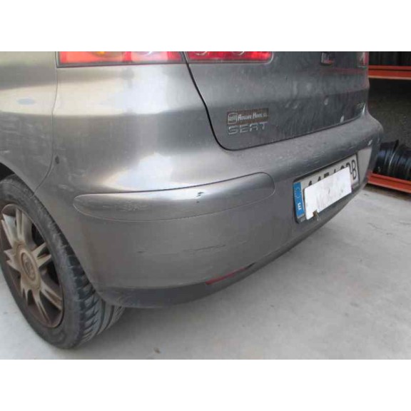 seat ibiza (6l1) del año 2003