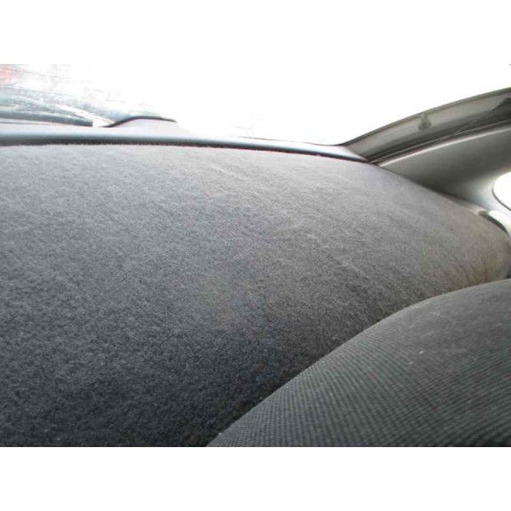 seat ibiza (6l1) del año 2003