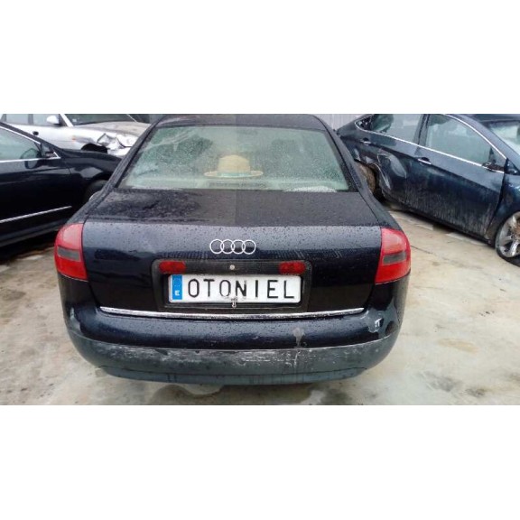 audi a6 berlina (4b2) del año 2000