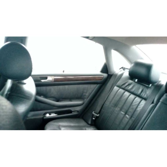 audi a6 berlina (4b2) del año 2000