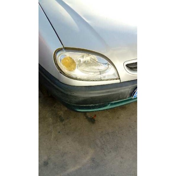 citroën saxo del año 2001