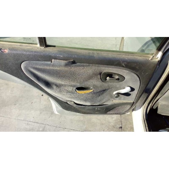 citroën saxo del año 2001