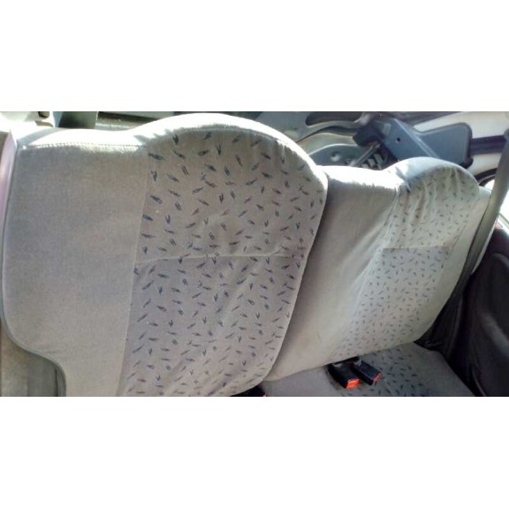 citroën saxo del año 2001