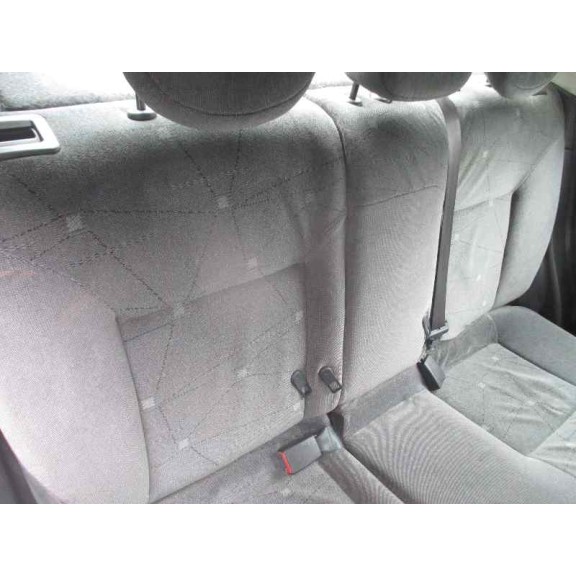 citroën xsara berlina del año 2001