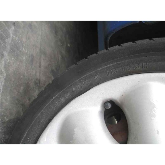 citroën xsara berlina del año 2001