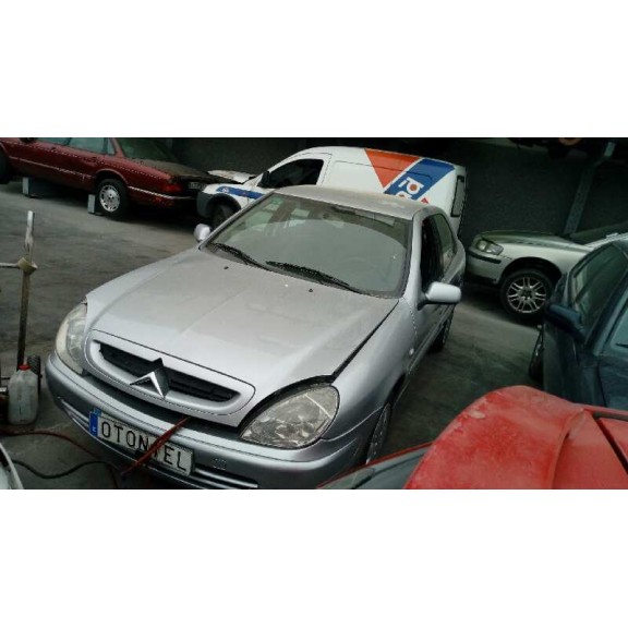citroën xsara berlina del año 2001