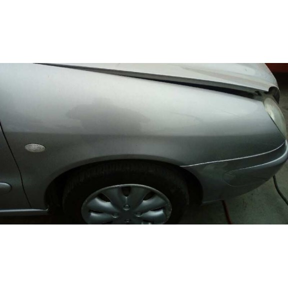 citroën xsara berlina del año 2001