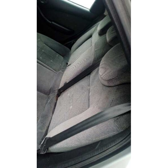 citroën xsara berlina del año 2001