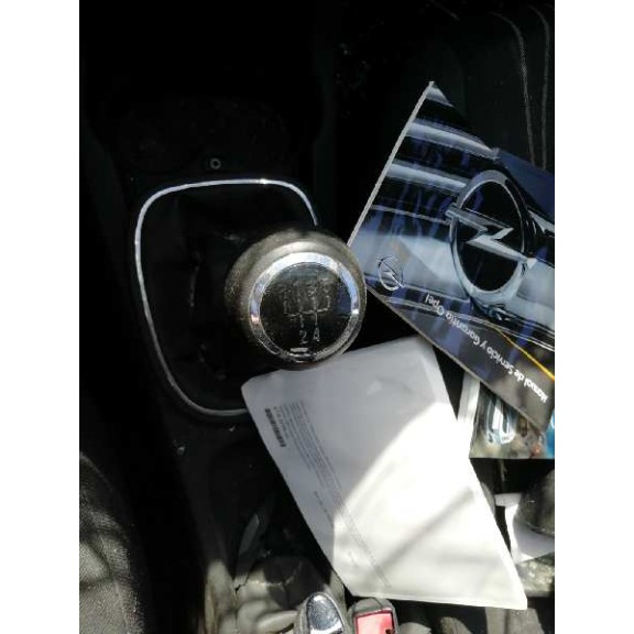 opel corsa d del año 2011