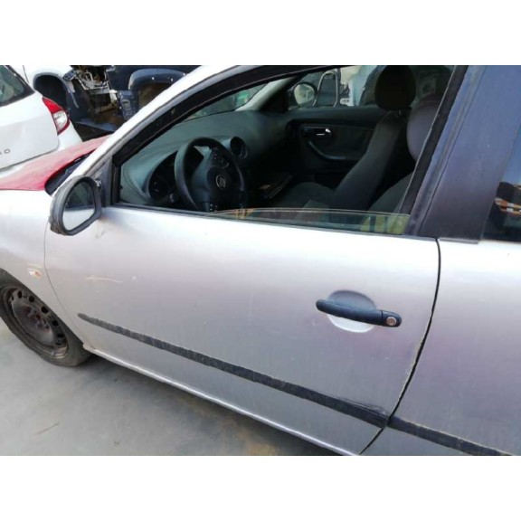 seat ibiza (6l1) del año 2005