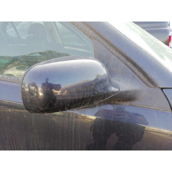 saab 9-3 berlina del año 2004