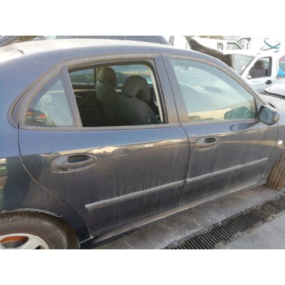 saab 9-3 berlina del año 2004