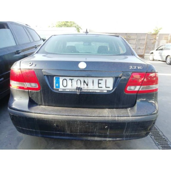 saab 9-3 berlina del año 2004