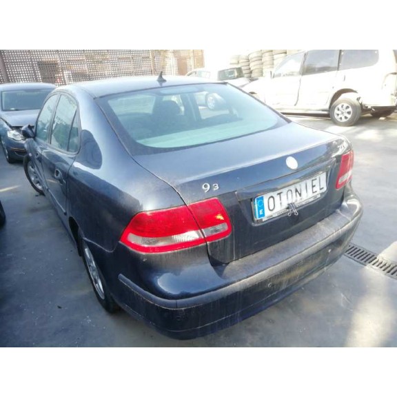 saab 9-3 berlina del año 2004
