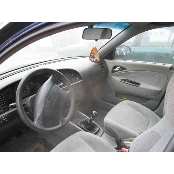 daewoo lanos del año 2000