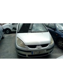 mitsubishi colt berlina 5 (z30a) del año 2006