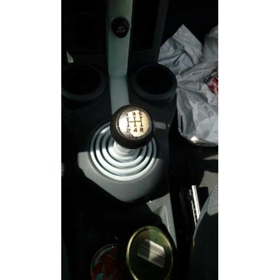 mitsubishi colt berlina 5 (z30a) del año 2006