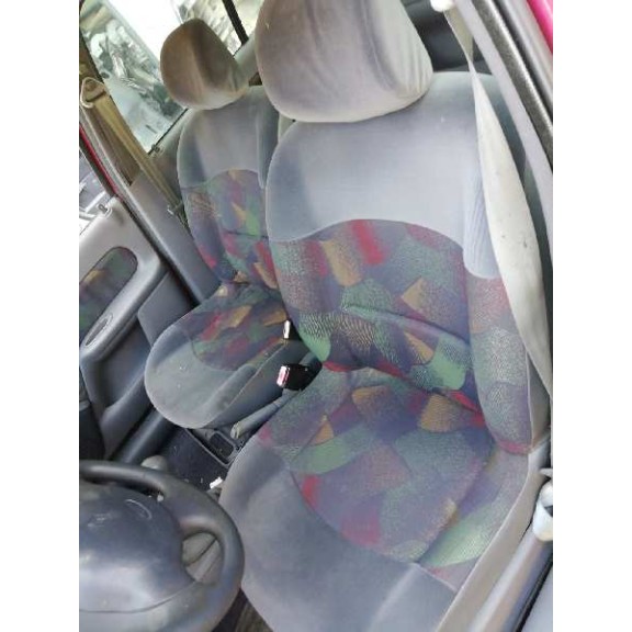 renault clio ii fase i (b/cbo) del año 2000