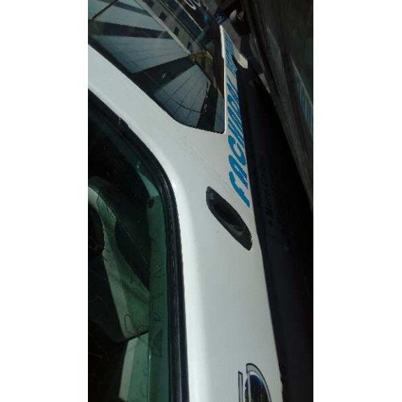 nissan primastar (x83) del año 2005