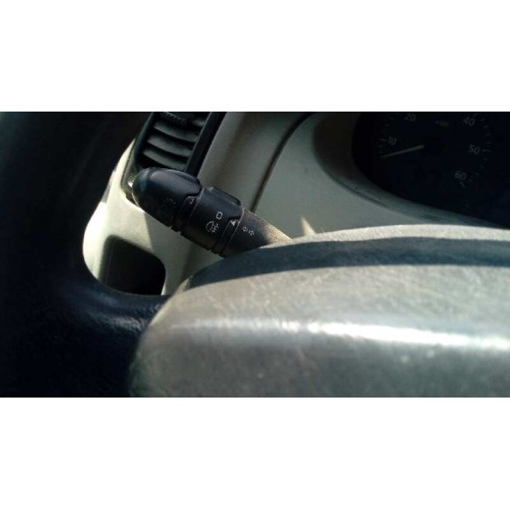 nissan primastar (x83) del año 2005