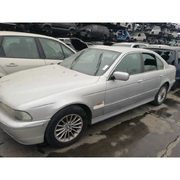 bmw serie 5 berlina (e39) del año 2001