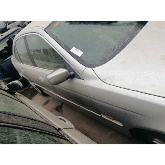 bmw serie 5 berlina (e39) del año 2001