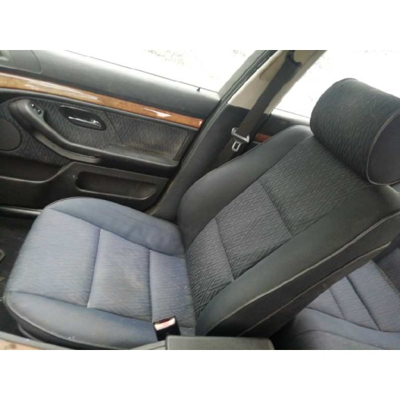 bmw serie 5 berlina (e39) del año 2001