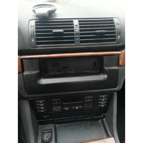 bmw serie 5 berlina (e39) del año 2001