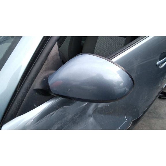 seat ibiza (6l1) del año 2004