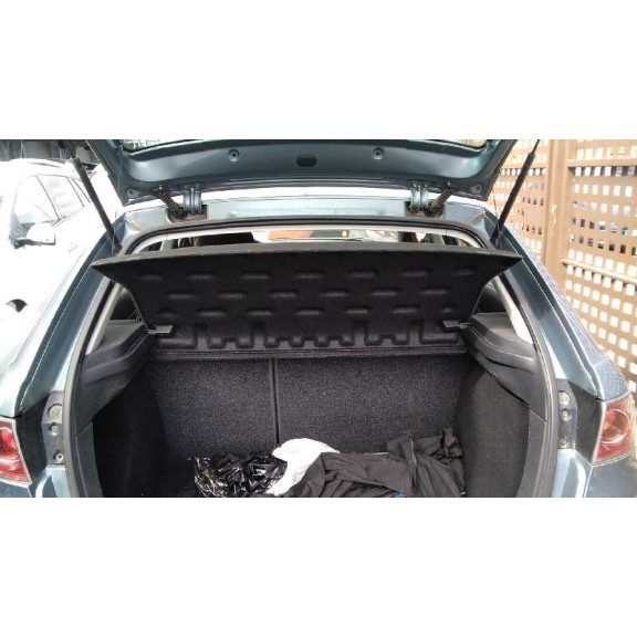 seat ibiza (6l1) del año 2004