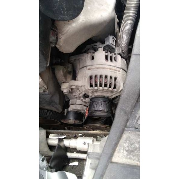 seat ibiza (6l1) del año 2004