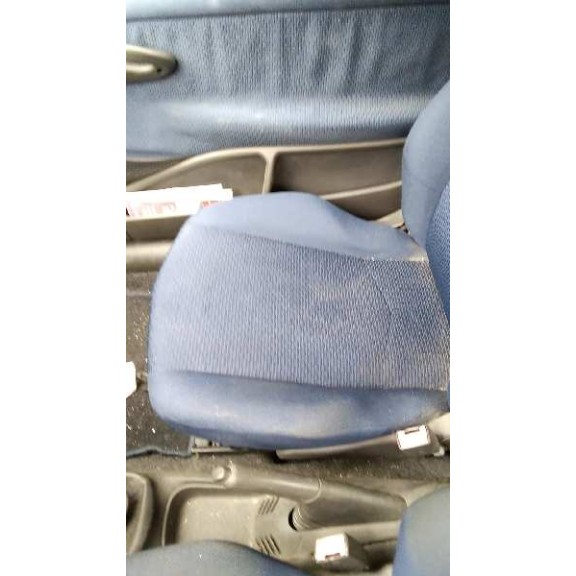 fiat punto berlina (188) del año 2000