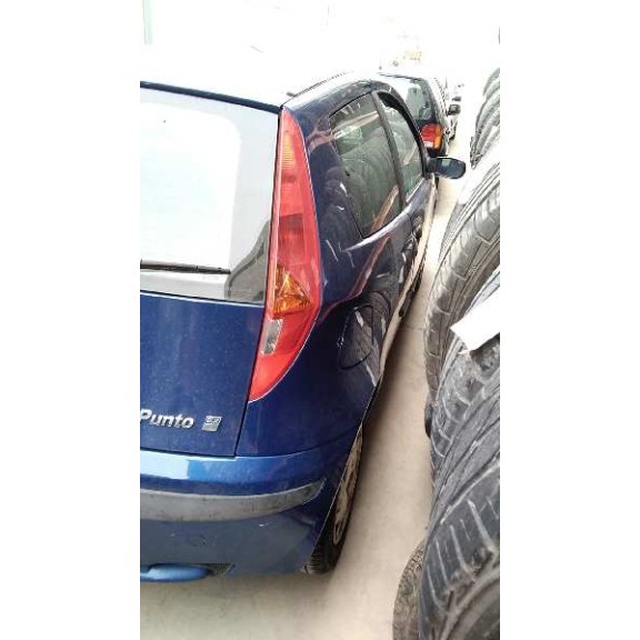 fiat punto berlina (188) del año 2000