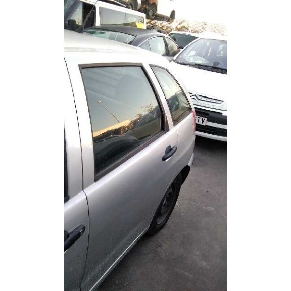 seat ibiza (6k1) del año 2001