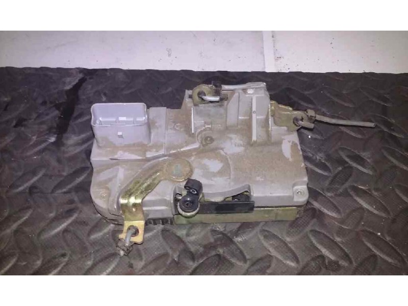 Recambio de cerradura puerta delantera derecha para peugeot 406 berlina (s1/s2) svdt referencia OEM IAM  5P 6PIN