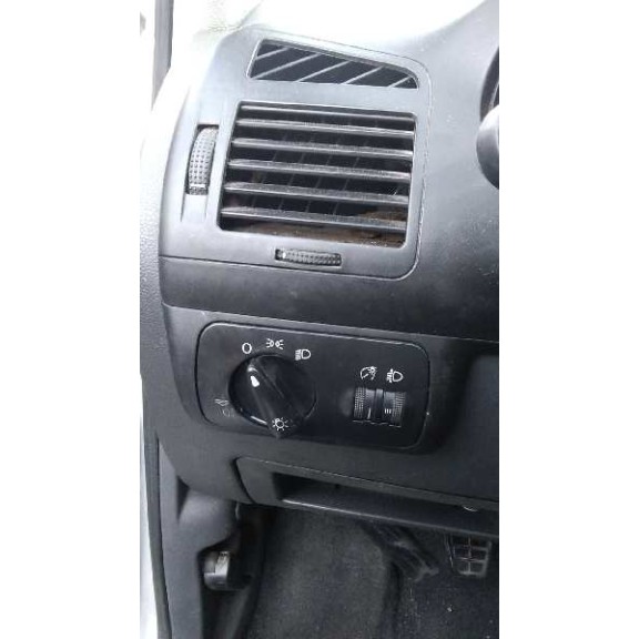 seat ibiza (6k1) del año 2001