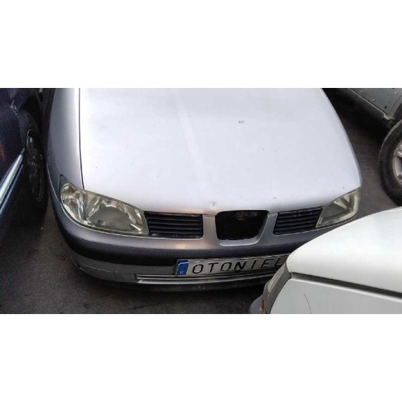 seat ibiza (6k1) del año 2001