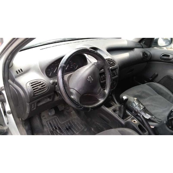 peugeot 206 berlina del año 2007