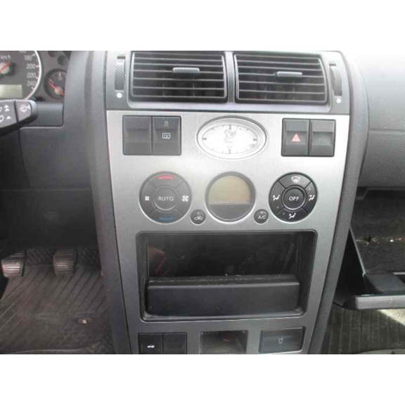 ford mondeo berlina (ge) del año 2001