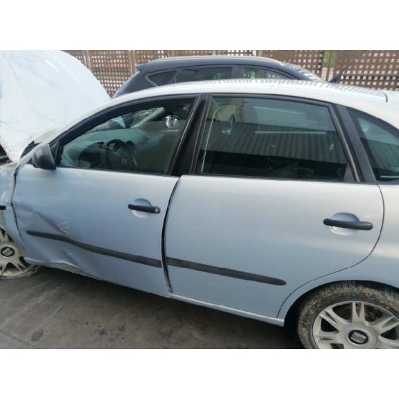 seat ibiza (6l1) del año 2003