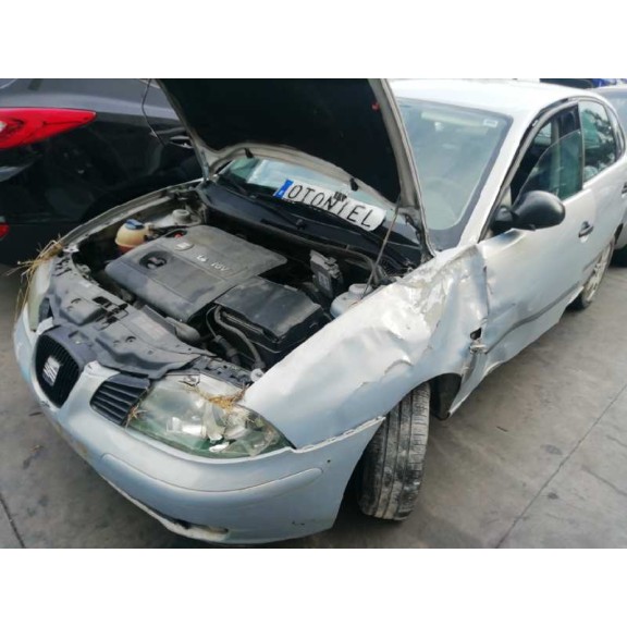 seat ibiza (6l1) del año 2003