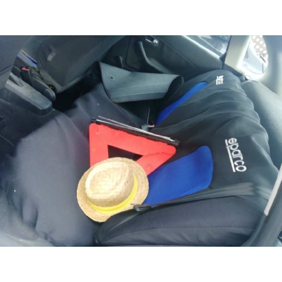 seat ibiza (6l1) del año 2003