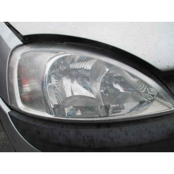 opel corsa c del año 2002