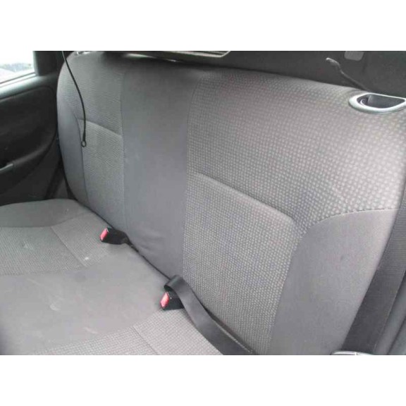 opel corsa c del año 2002