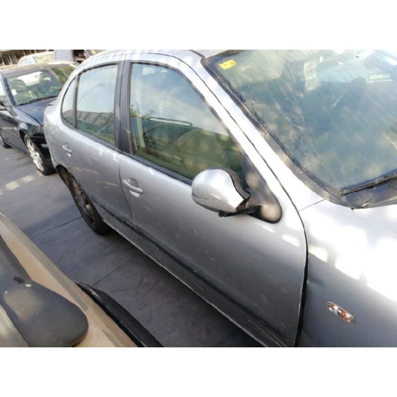 seat toledo (1m2) del año 2004
