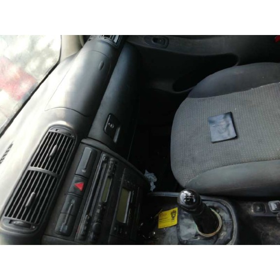 seat toledo (1m2) del año 2004