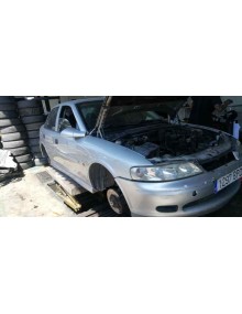 opel vectra b berlina del año 2001 2